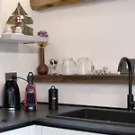 Chez Margot Et Sophie